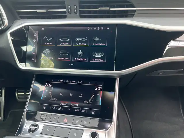 Audi A6 view 11