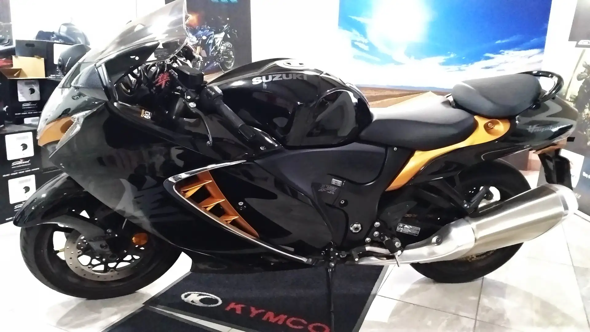 Suzuki GSX 1300 Hayabusa 2022 Nero - 2