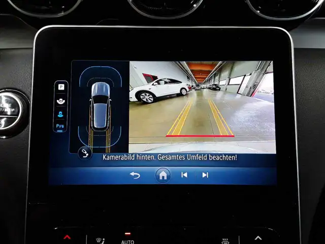 Mercedes-Benz C-Class view 16