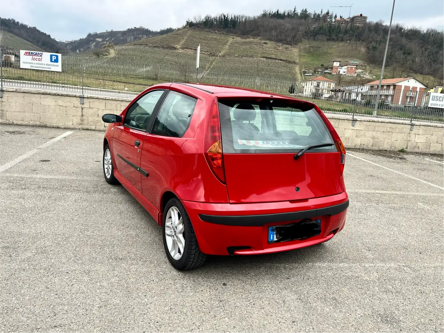 Fiat Punto Punto 3p 1.2 16v Sporting Rosso - 1
