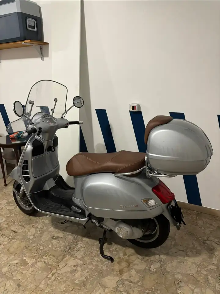 Vespa GTS 250ie
