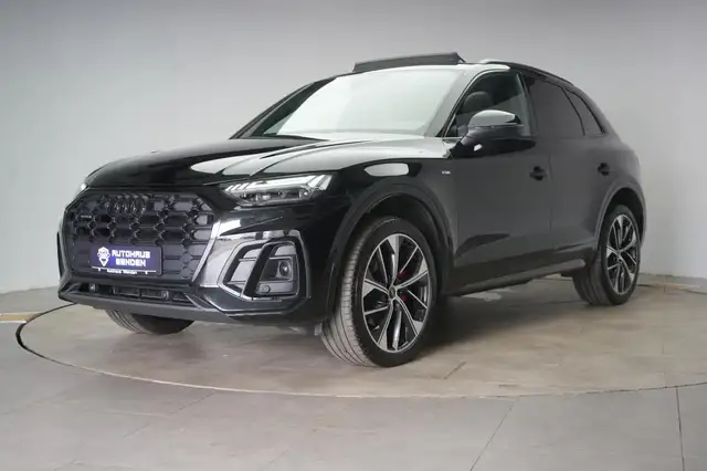Audi Q5 view 3