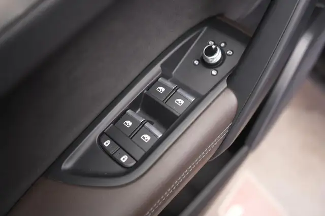 Audi Q5 view 29