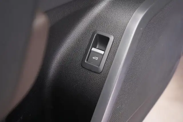 Audi Q5 view 30