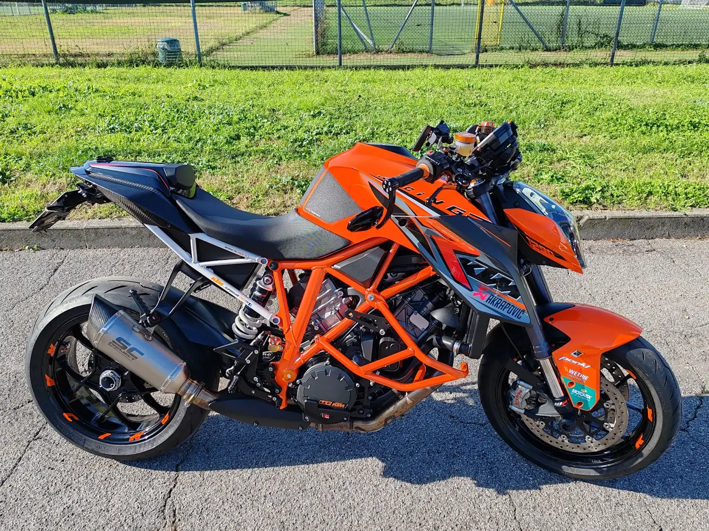KTM 1290 Super Duke R Arancione - 1