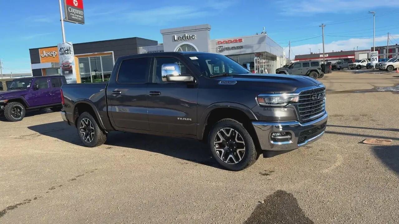 RAM 1500 снимка RAM 1500