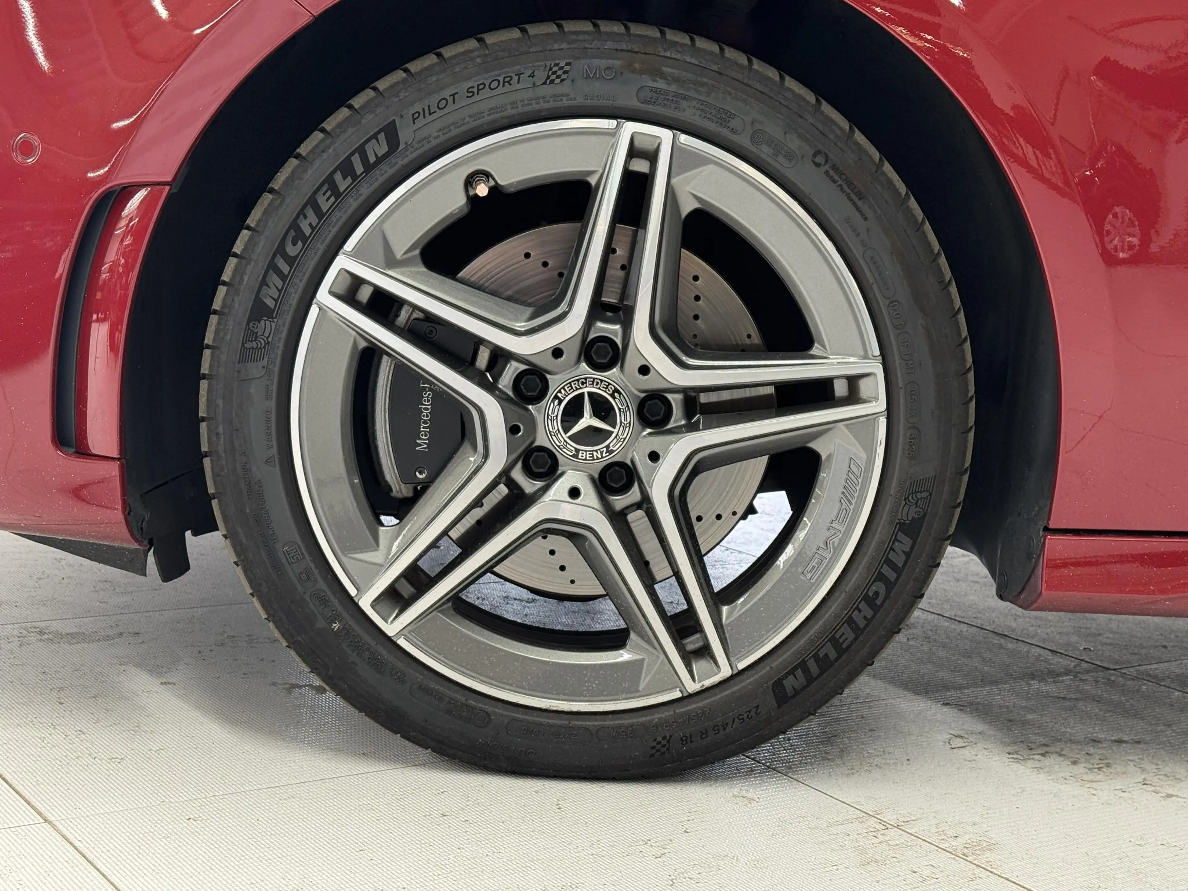 Mercedes-Benz A 250 e AMG Line | Binnen — photo 26