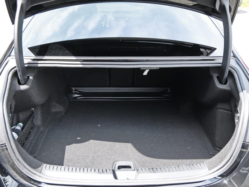 Mercedes-Benz E 450 d 4M AMG Distronic Panorama 360° AHK — photo 6
