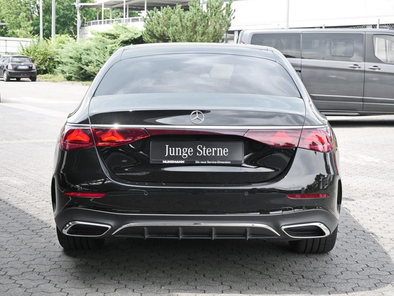 Mercedes-Benz E 450 d 4M AMG Distronic Panorama 360° AHK — photo 4