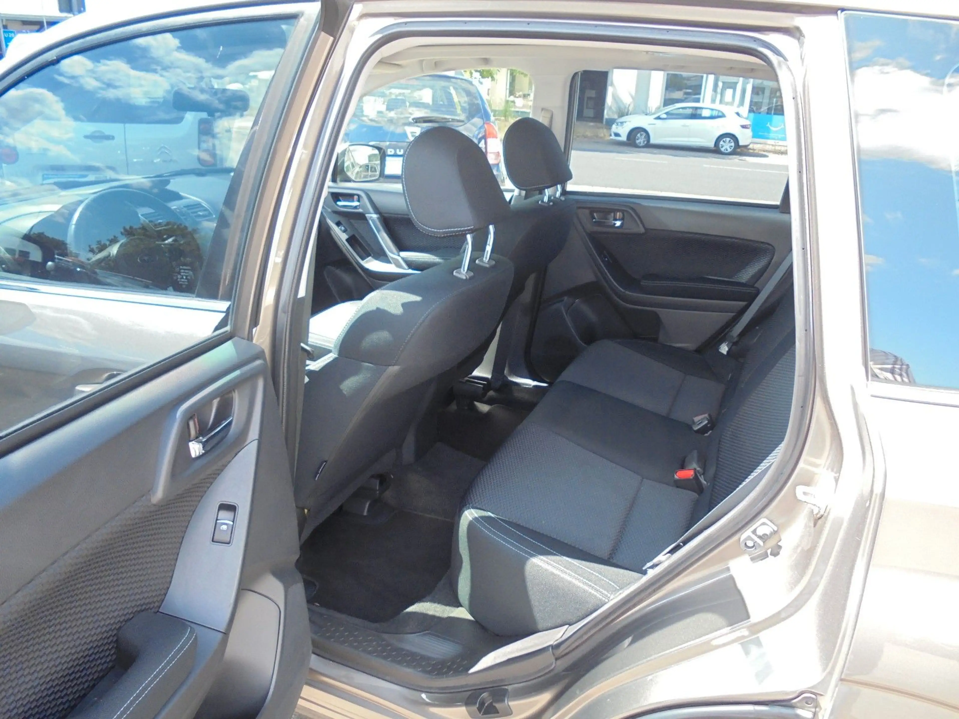Subaru Forester Exclusive CVT Xenon Panorama — photo 14
