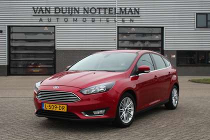 Ford Focus 1.0 First Edition / Navigatie / Keyless / PDC