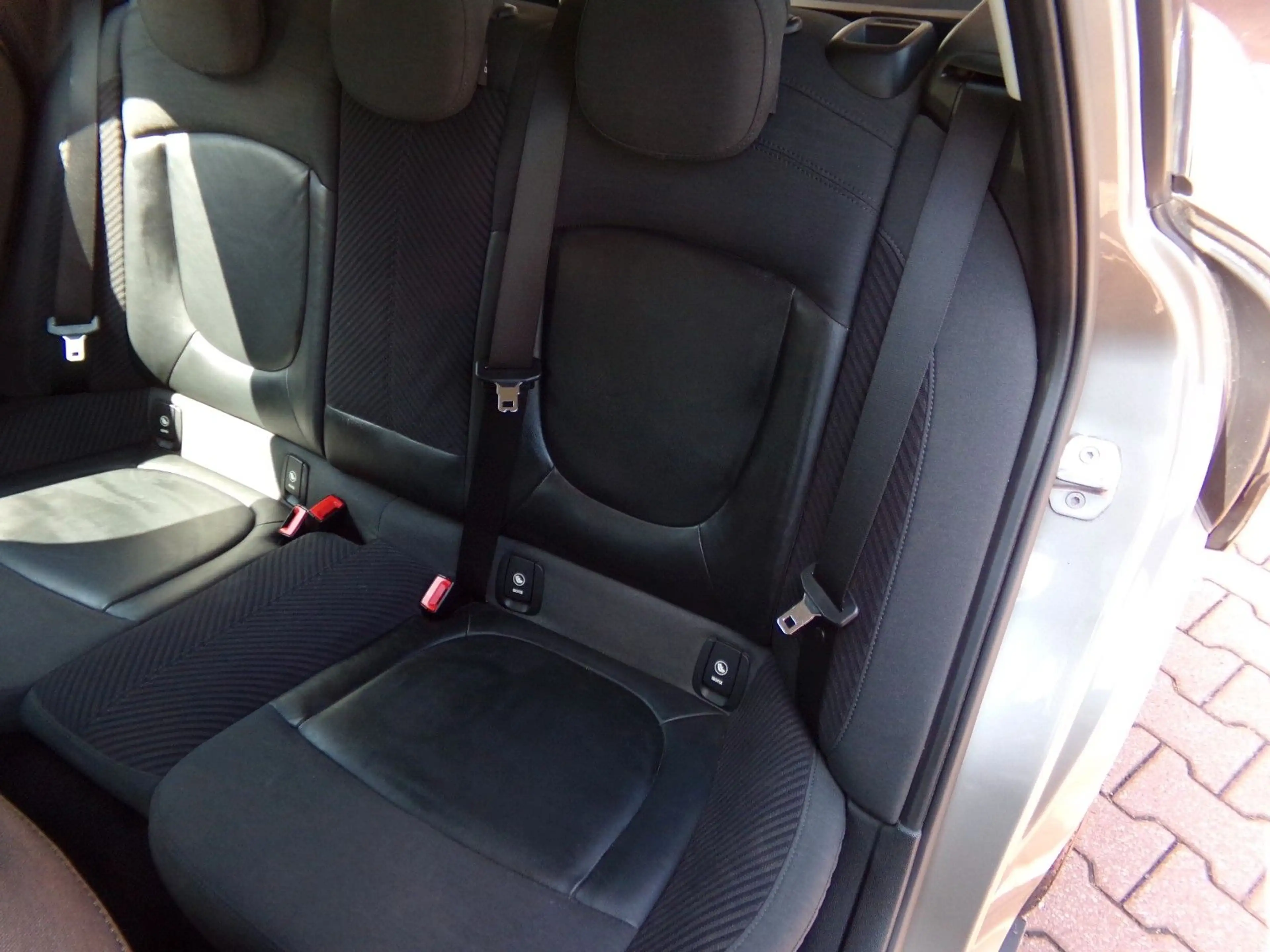 MINI Cooper Clubman Chili , Klima , LED , Keyless — photo 11