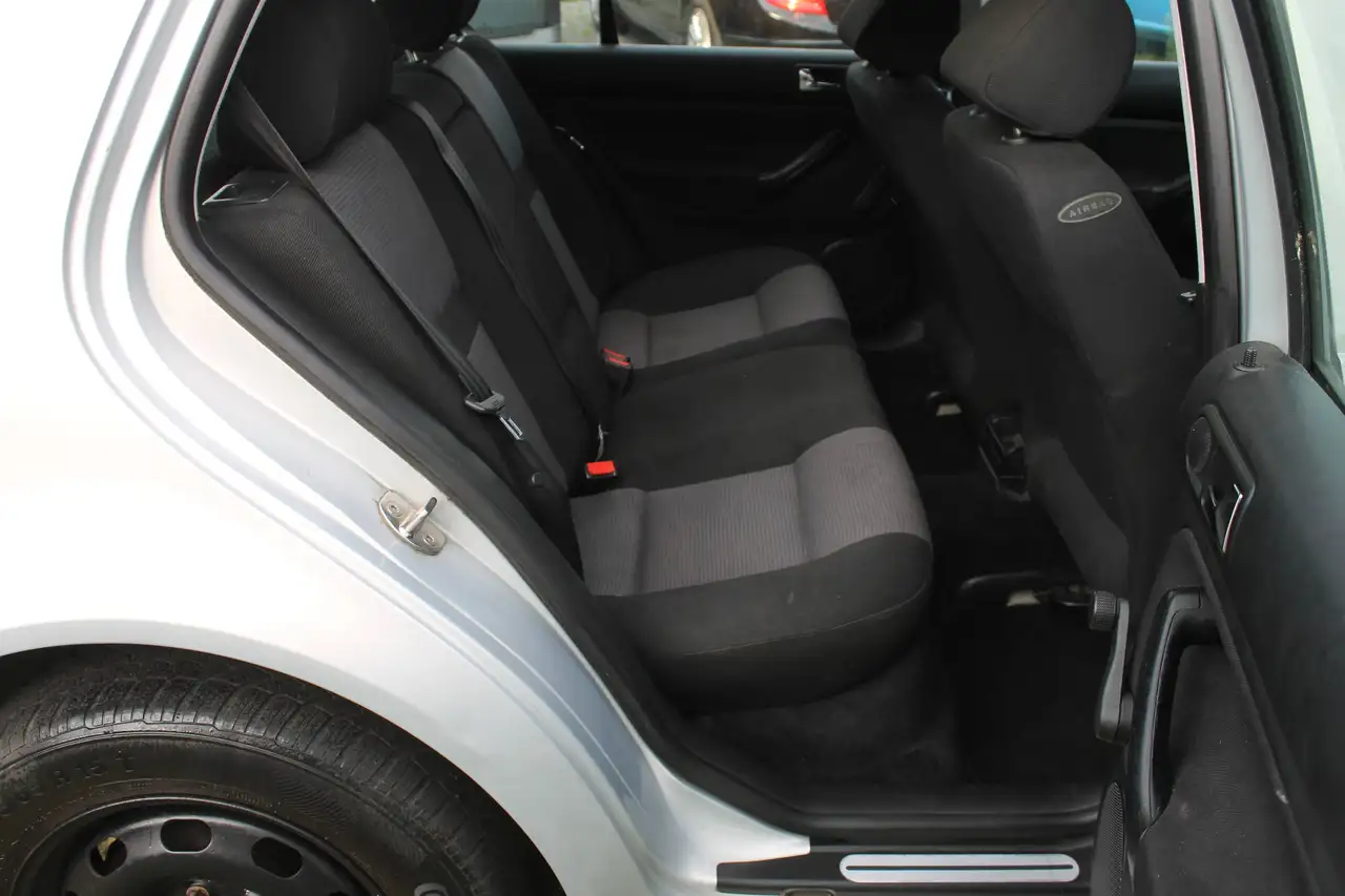 Volkswagen Golf IV 1.6 Edition Klima, foto 9