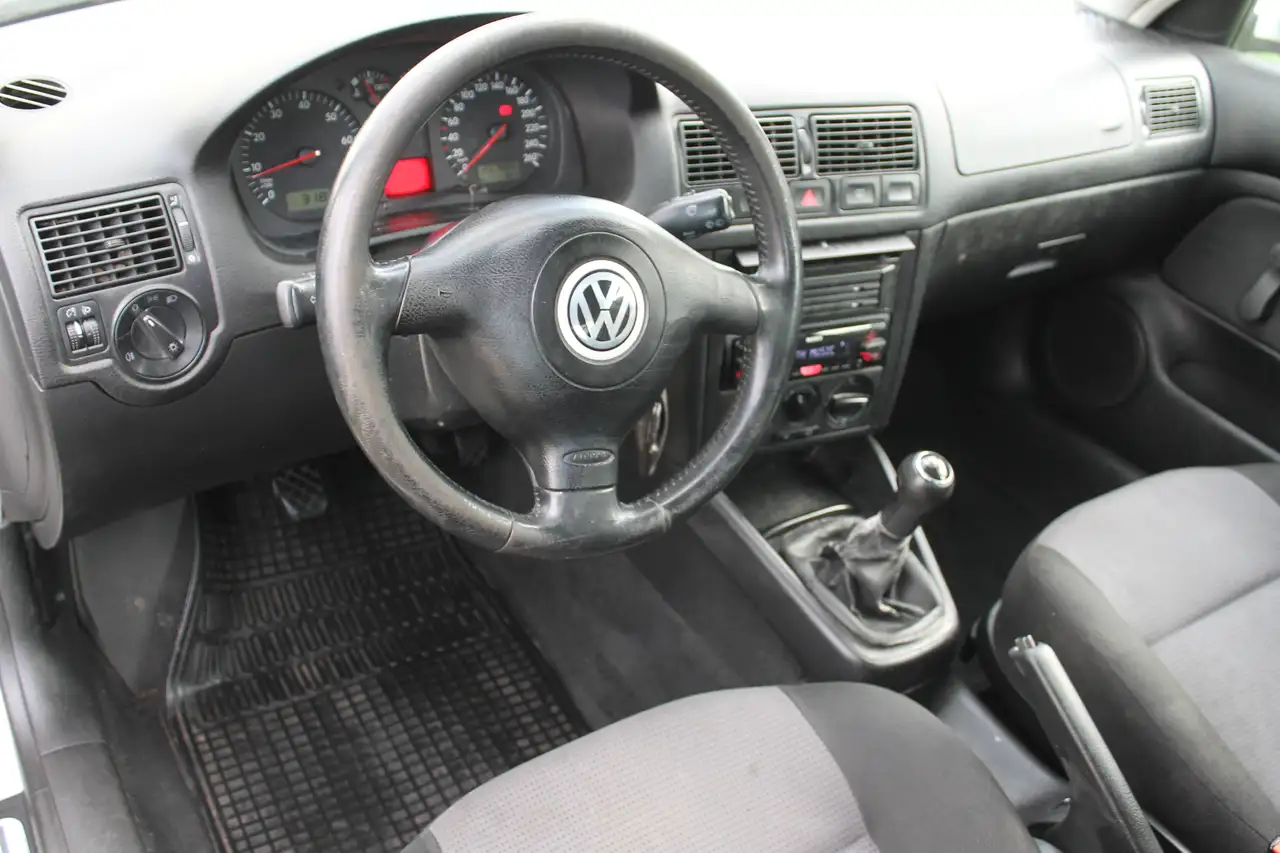 Volkswagen Golf IV 1.6 Edition Klima, foto 6