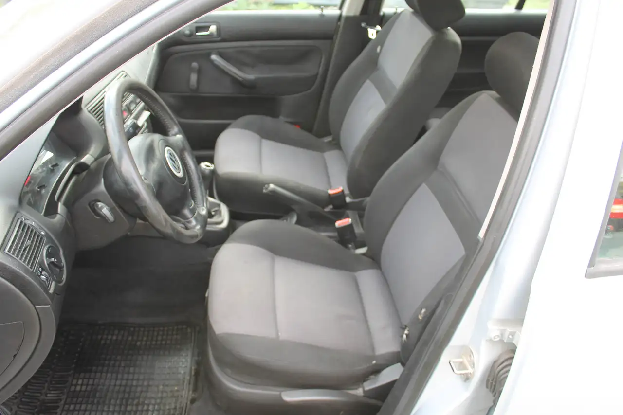 Volkswagen Golf IV 1.6 Edition Klima, foto 5