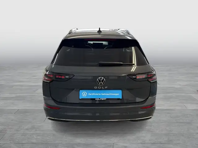 Volkswagen Golf view 4