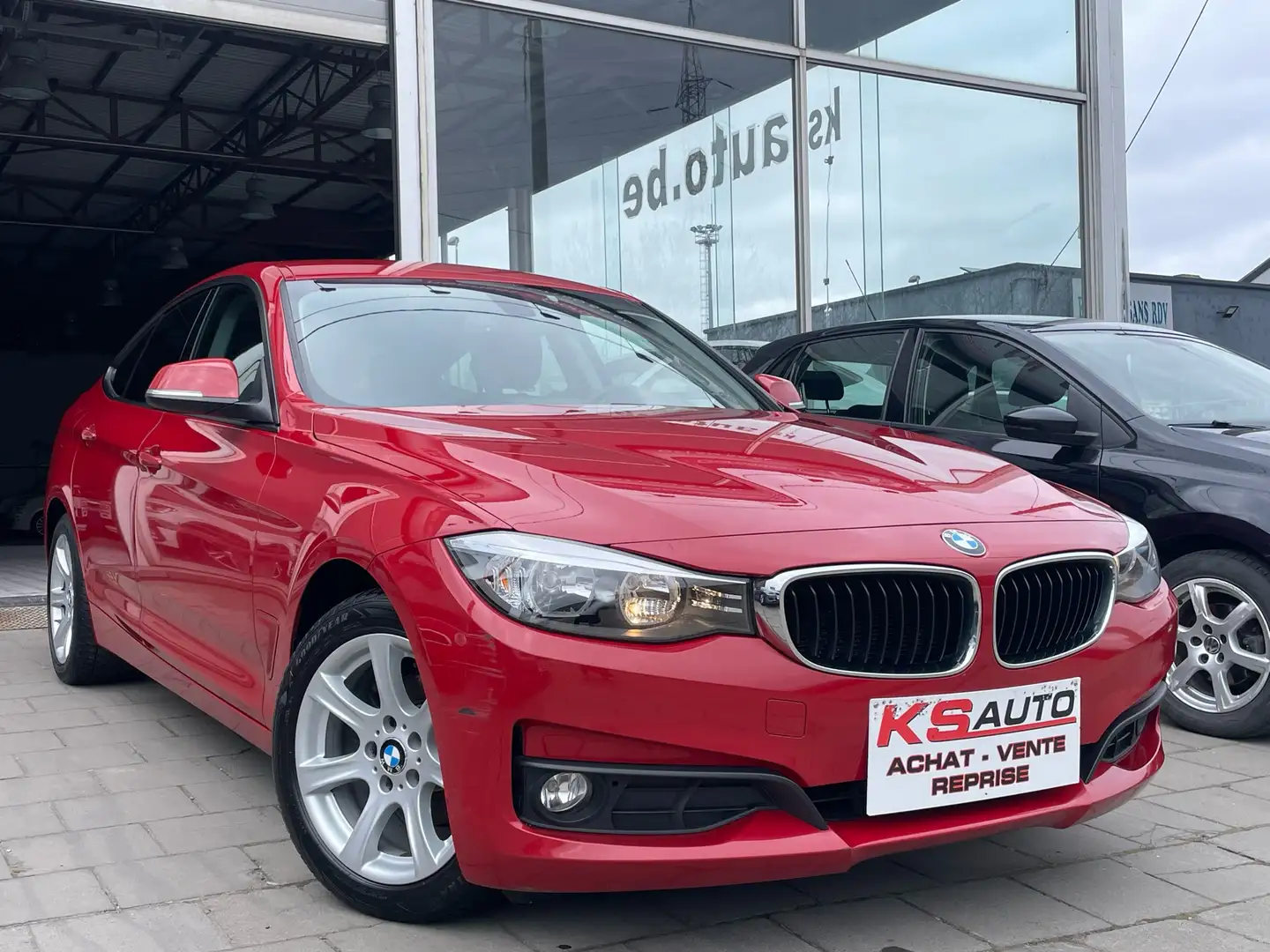 BMW 318 Gran Turismo dA/221.861KM/NAVI/CUIR/EURO 6B Rouge - 2