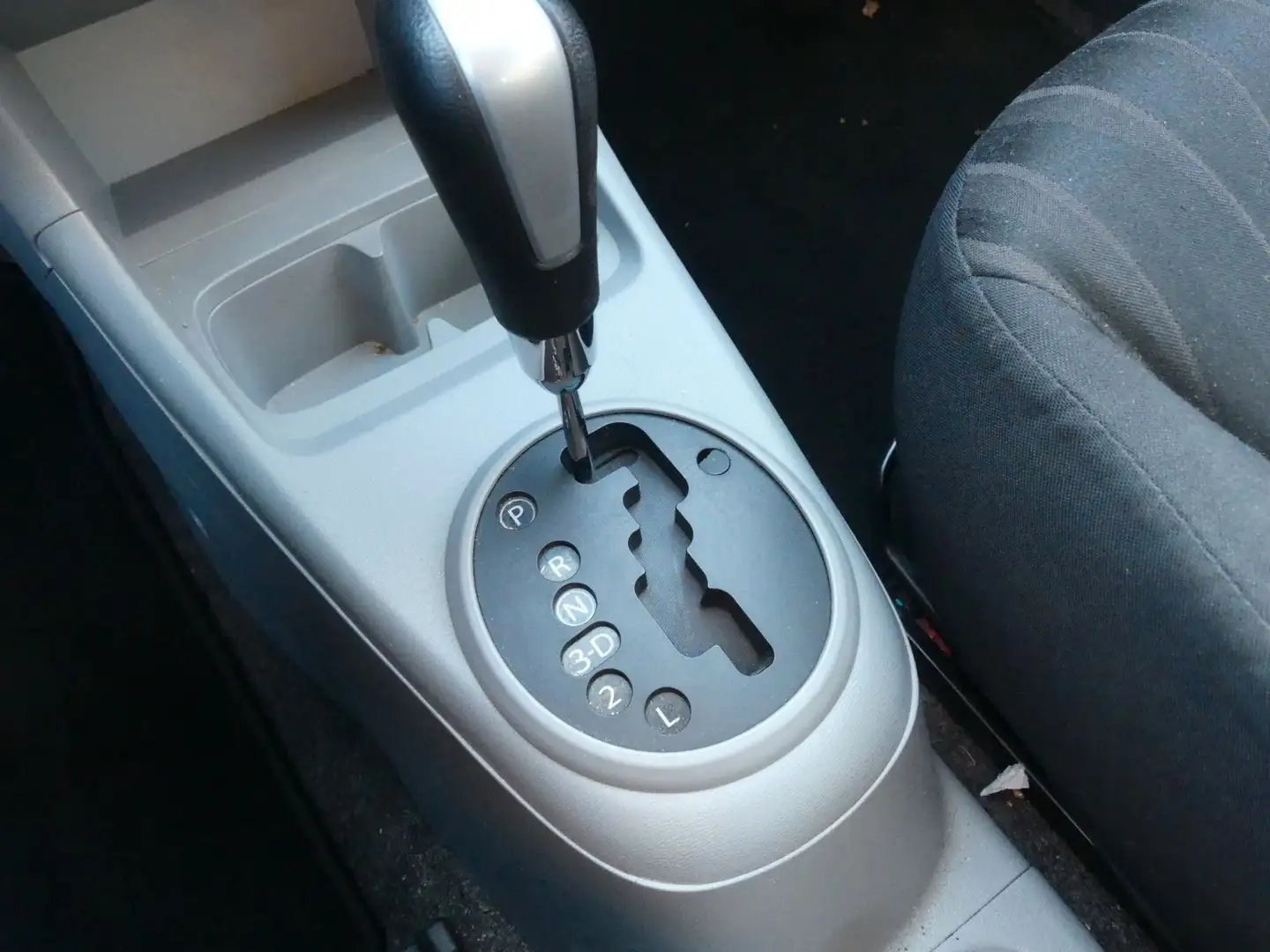 Nissan Pixo Acenta Automatik Klima*Allwetter*ab 99€ Rot - 2