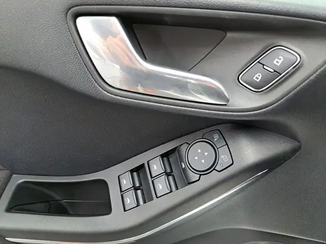 Ford Fiesta view 10