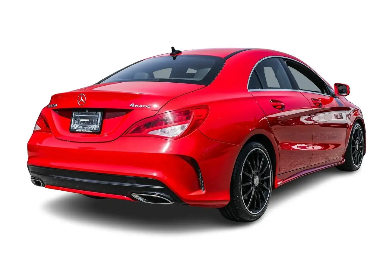 Mercedes-Benz CLA снимка Mercedes-Benz CLA