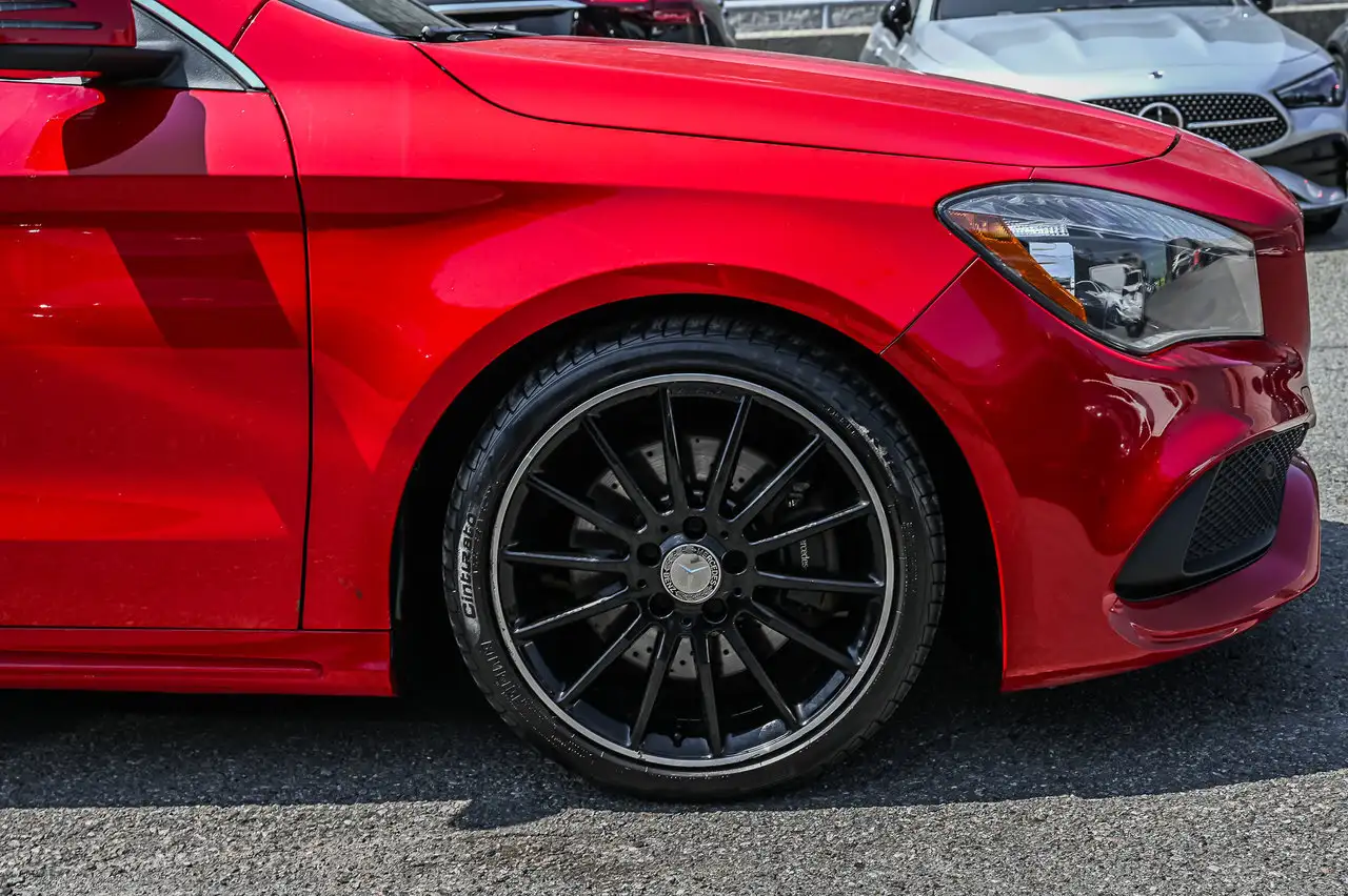 Mercedes-Benz CLA снимка Mercedes-Benz CLA