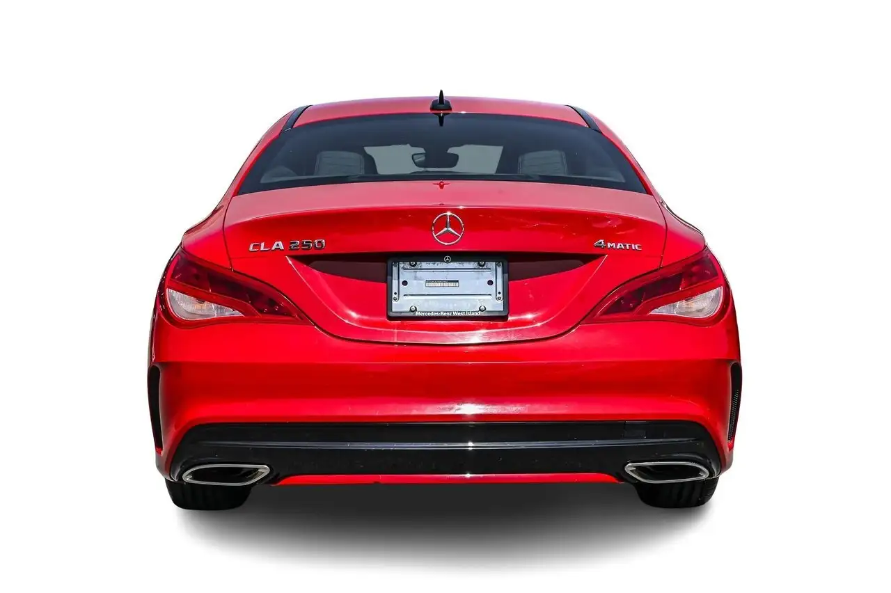 Mercedes-Benz CLA снимка Mercedes-Benz CLA