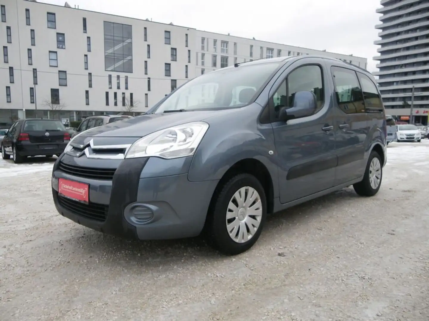 Citroen Berlingo Seduction 1,6 Benzin Gris - 1