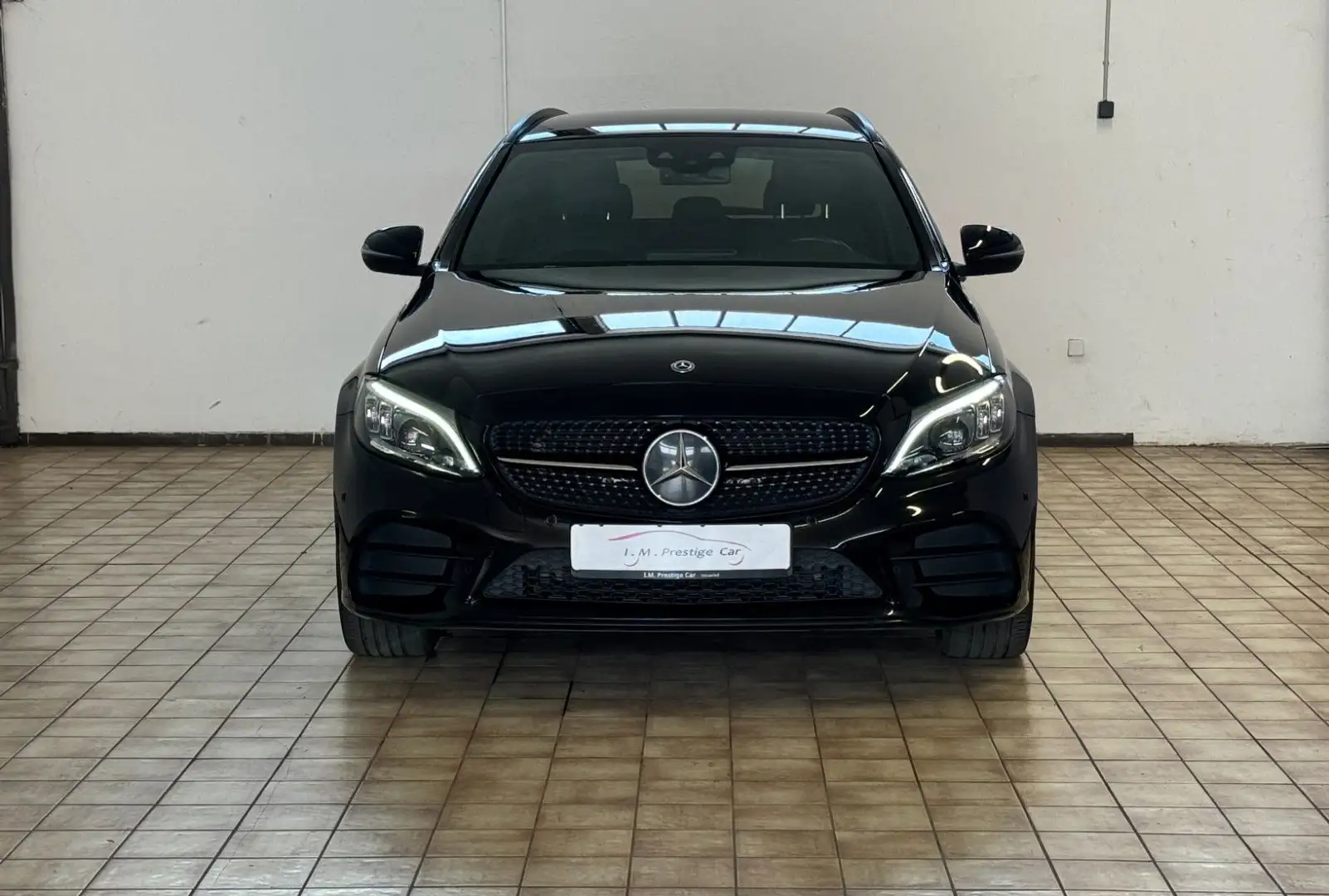 Mercedes-Benz C 300 T e Night Edition AMG  LEDER NAVI J-Stern Nero - 2