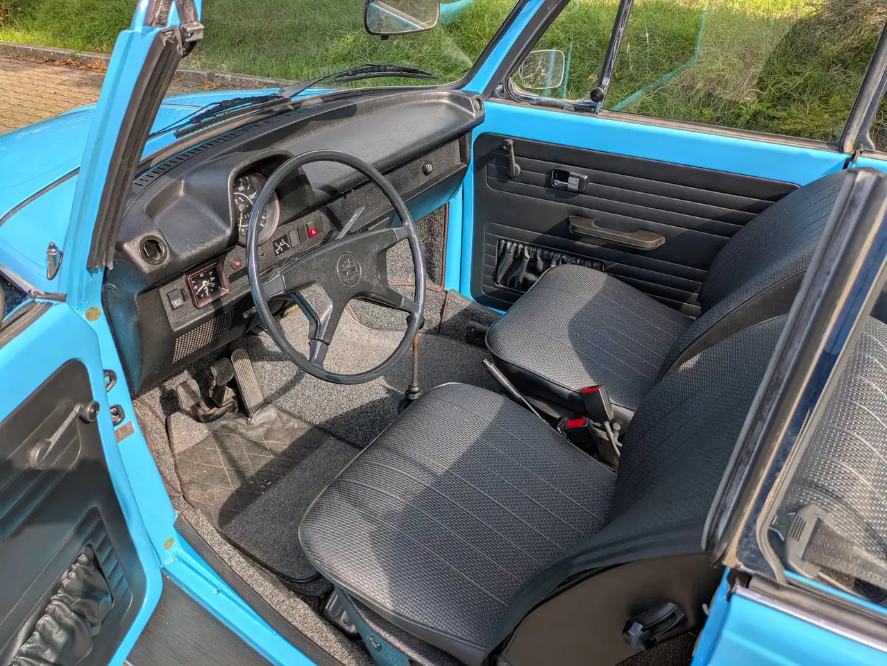 Volkswagen Käfer 1303 Cabrio, foto 4