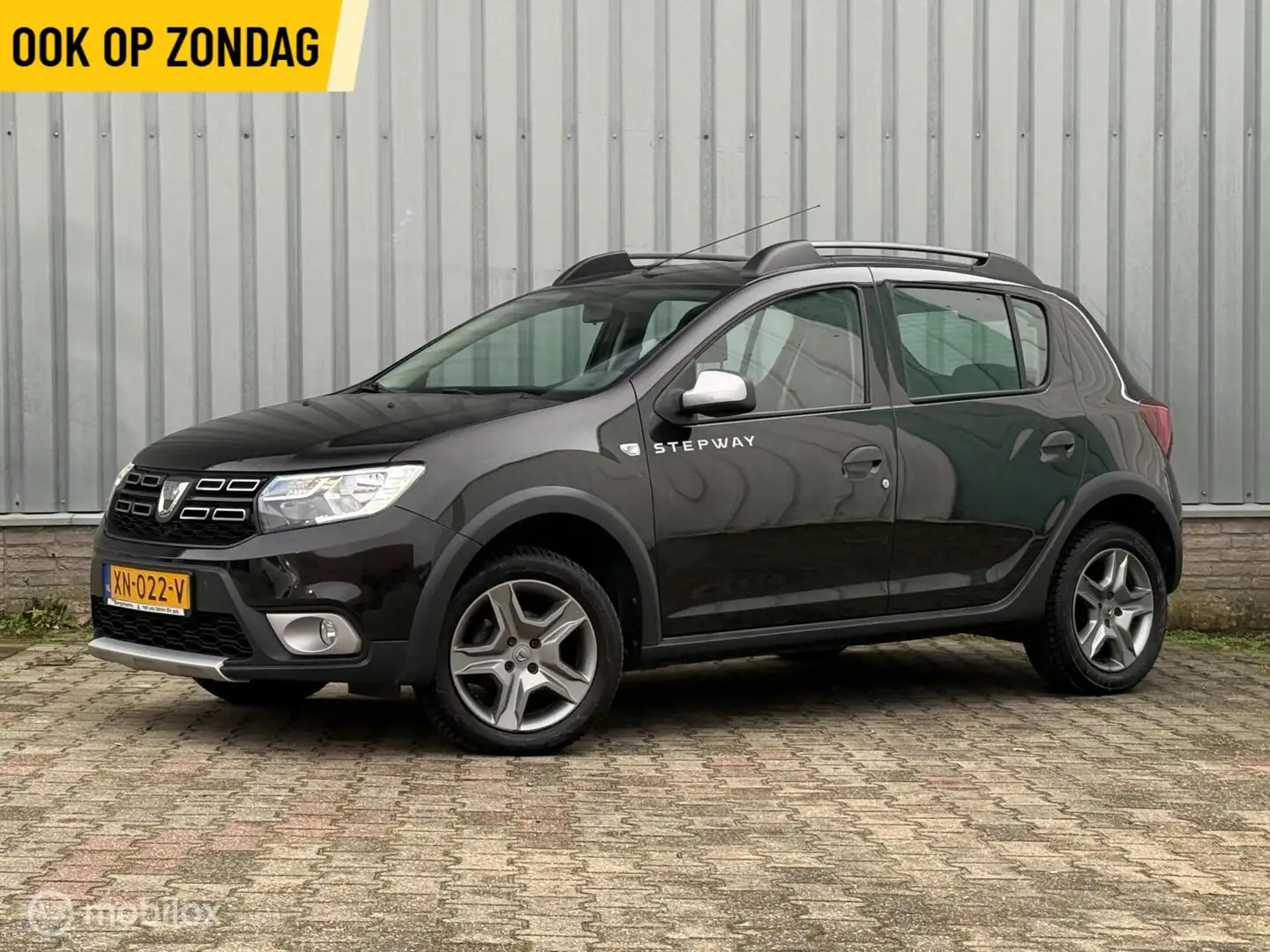 Dacia Sandero 0.9 TCe SL Stepway | Camera | Leder | PDC Schwarz - 1