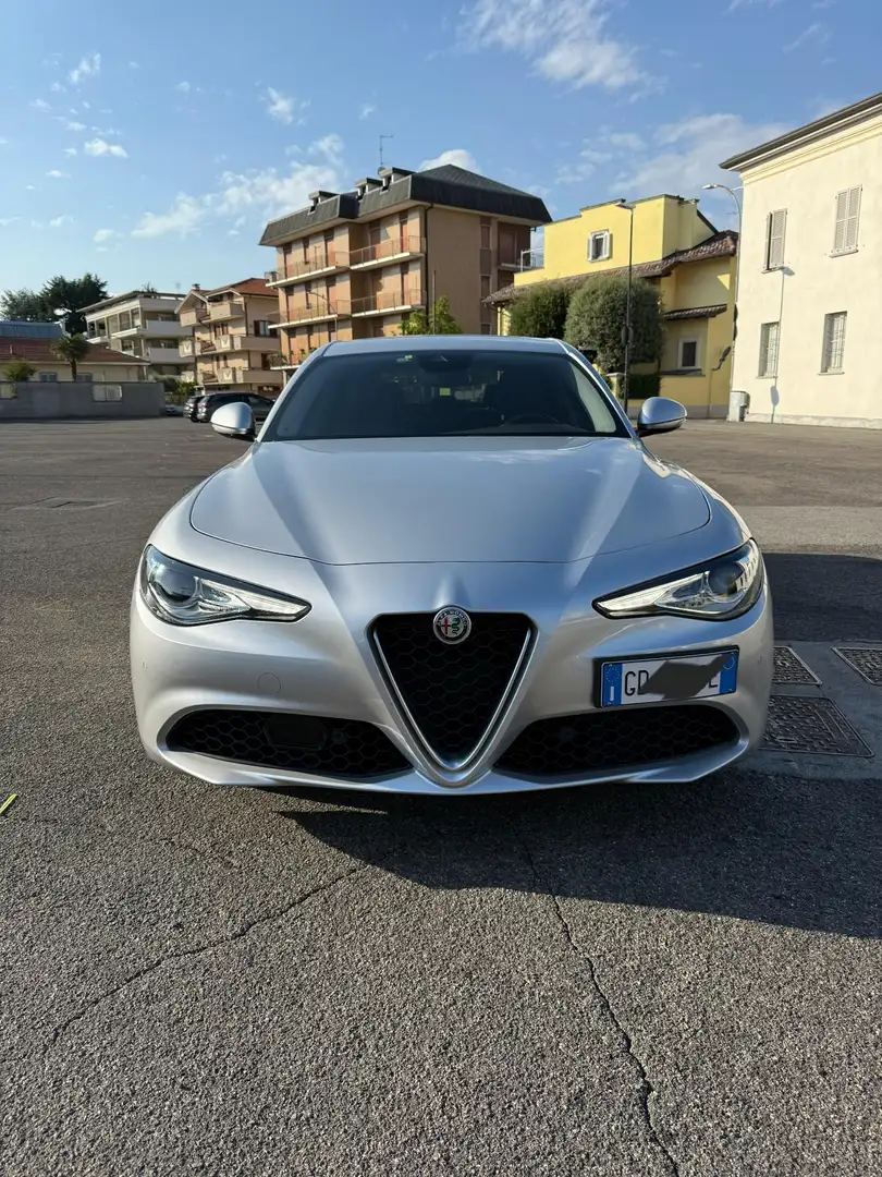 Alfa Romeo Giulia 2.2 t Executive 190cv auto Argintiu - 1