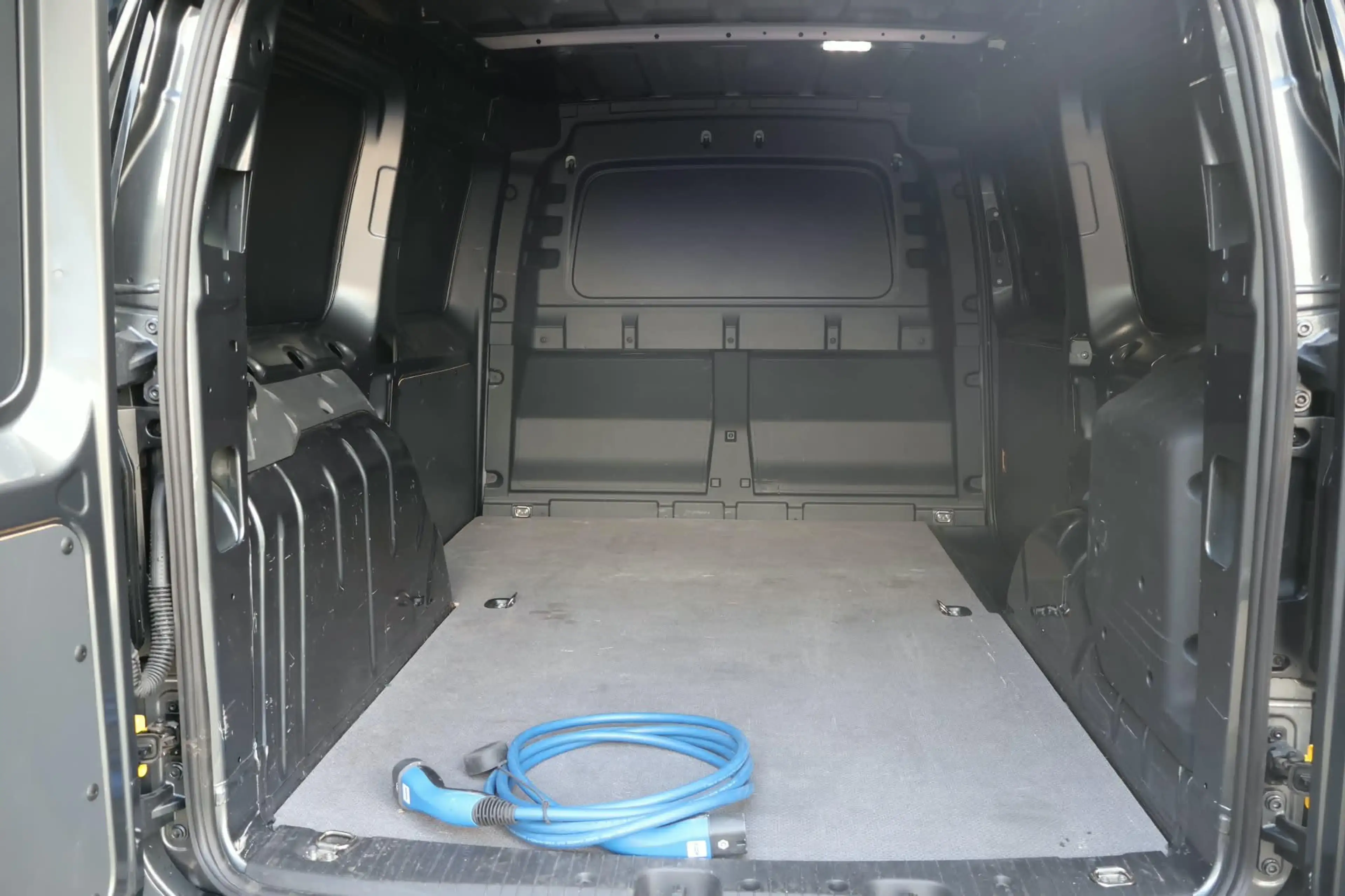 Ford Transit Connect 1.5 EcoBoost PHEV L2 Limited | DEMO | Trekhaak | A — photo 9