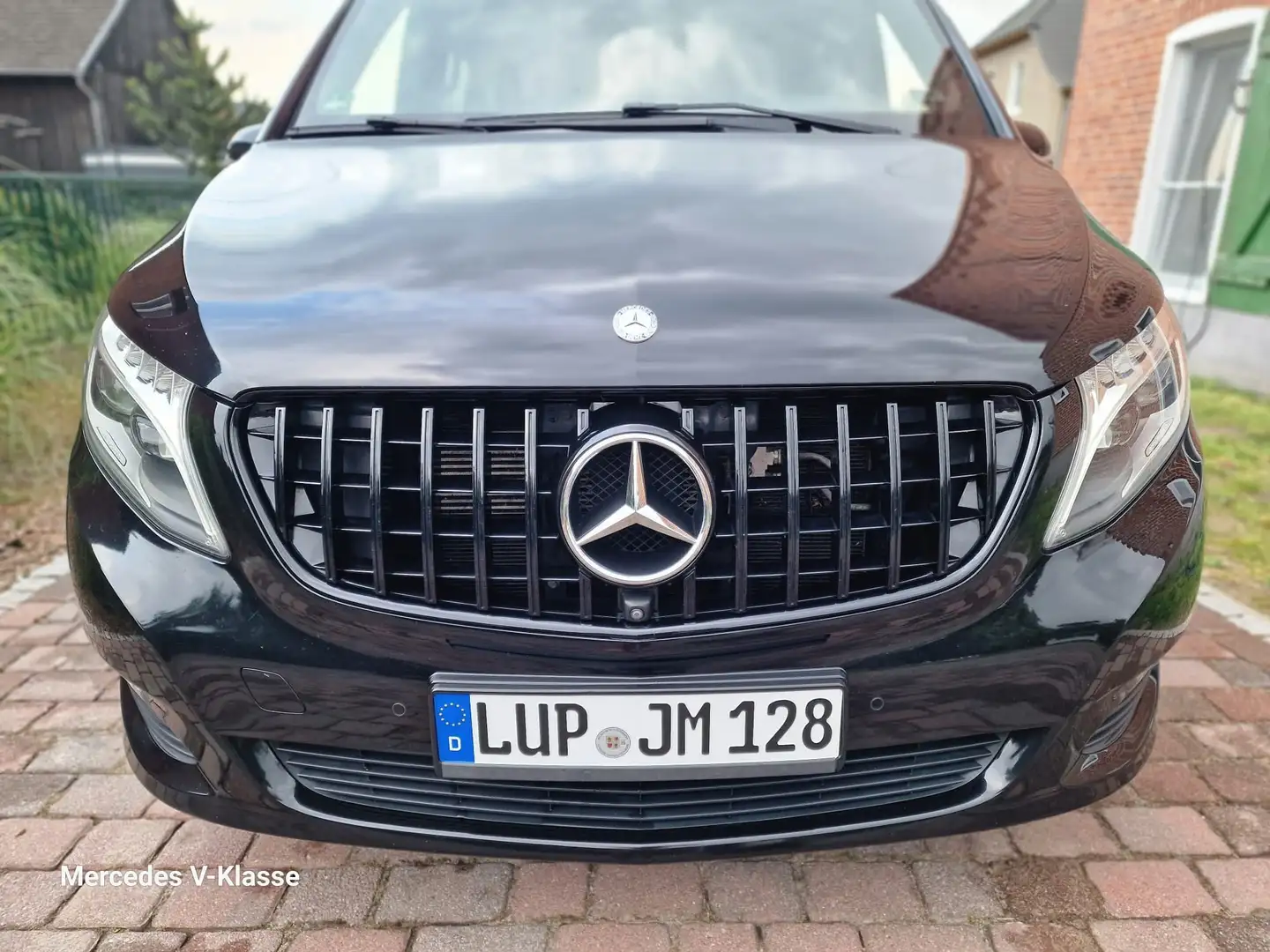 Mercedes-Benz V 220 extralang/Standhzg/6xShz+Kühl/AHK/Kam/Burmester - 1