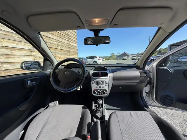 Opel Corsa view 13