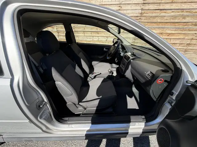 Opel Corsa view 11