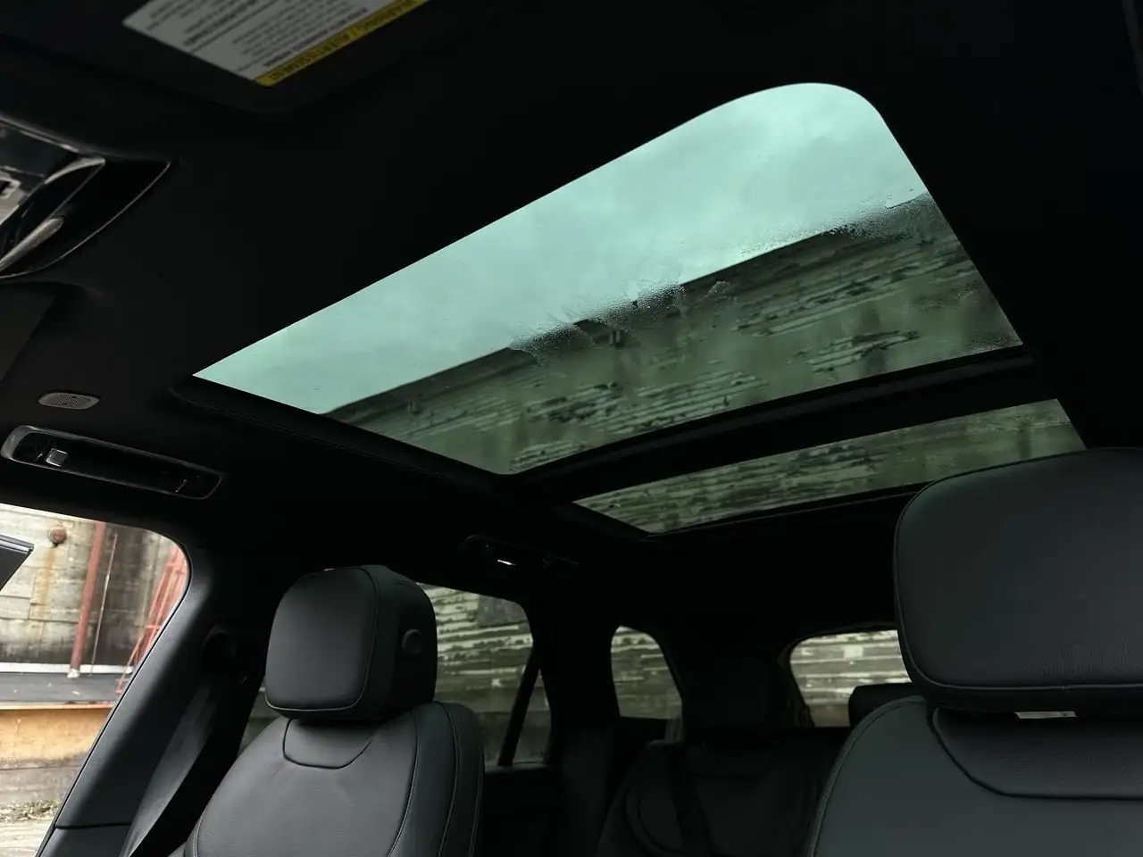 Land Rover Range Rover Sport снимка Land Rover Range Rover Sport