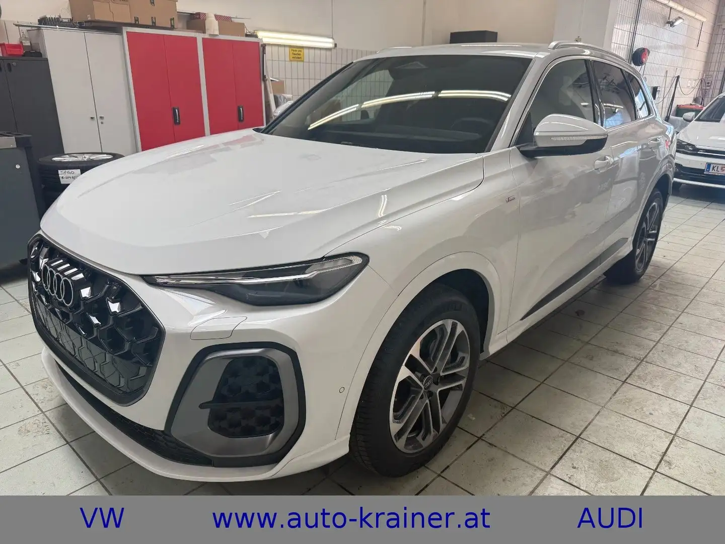 Audi Q5 SUV 2.0 TDI quattro 150 kW Weiß - 1