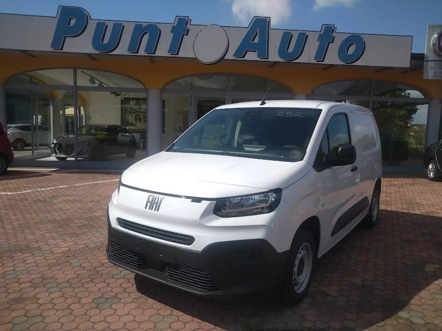 Fiat DOBLO' VAN- 1.5 BLUEHDI 100CV  L Bianco - 1