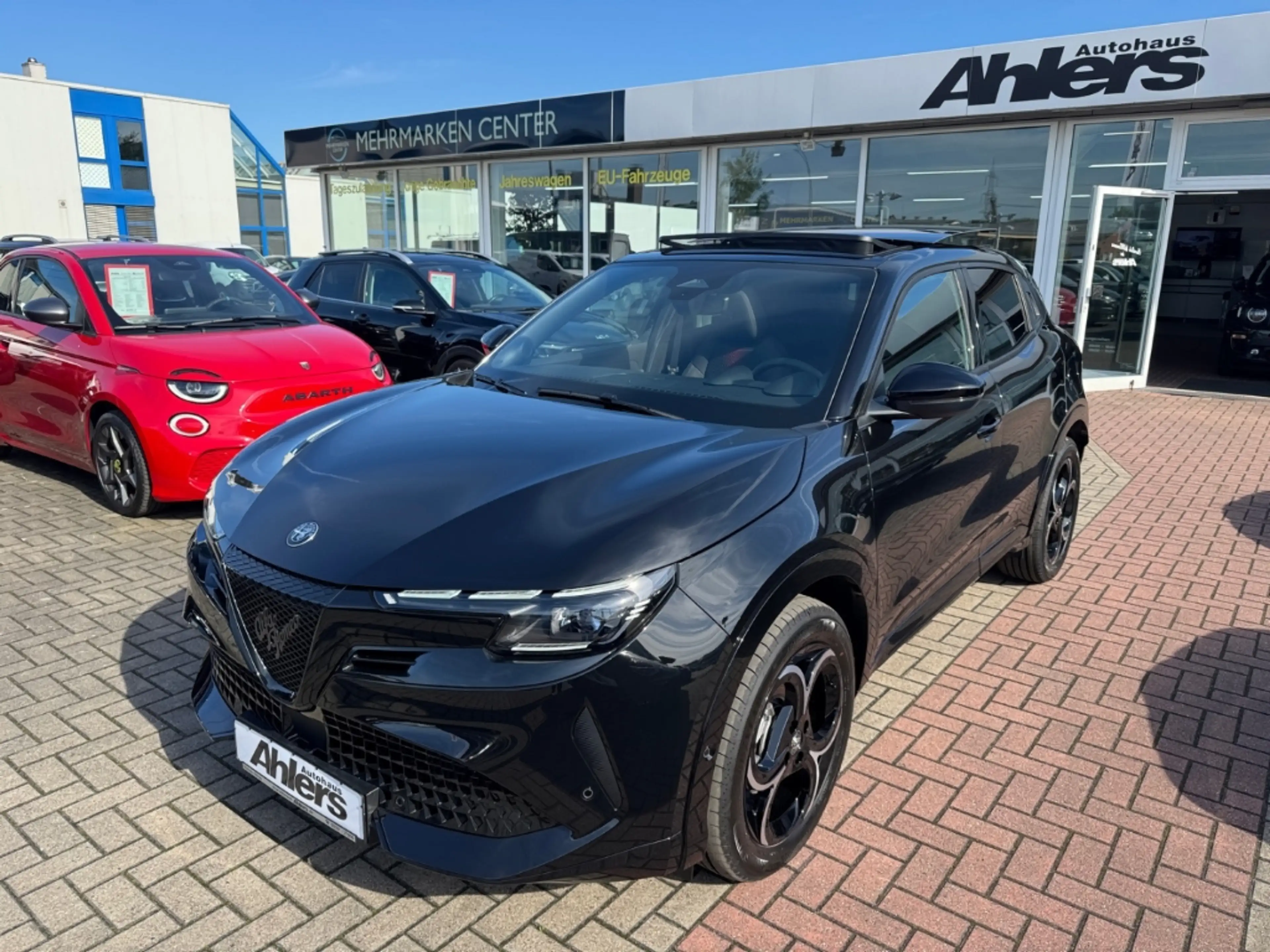 Alfa Romeo Junior Ti Ibrida+SCHIEBEDACH+MATRIX+NAVI+ELSITZE+ELHECK — photo 3