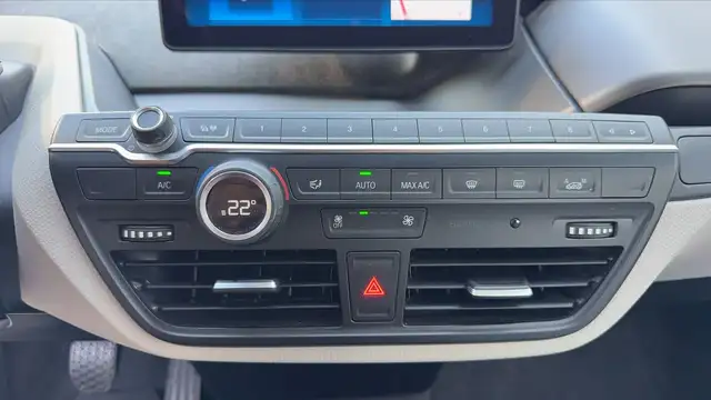 BMW I3 view 13