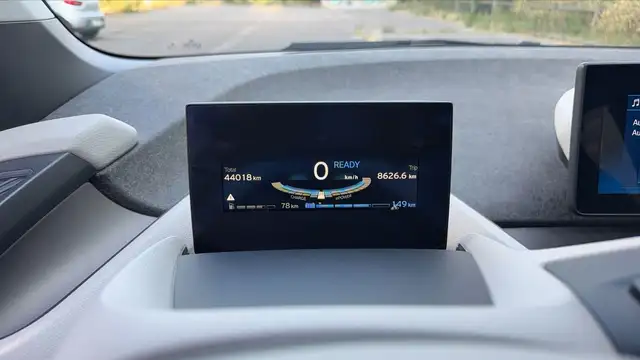 BMW I3 view 12
