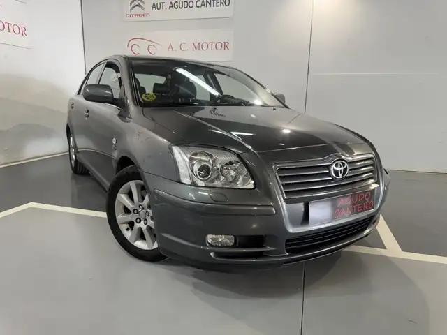 Toyota Avensis 2.0D-4D Executive
