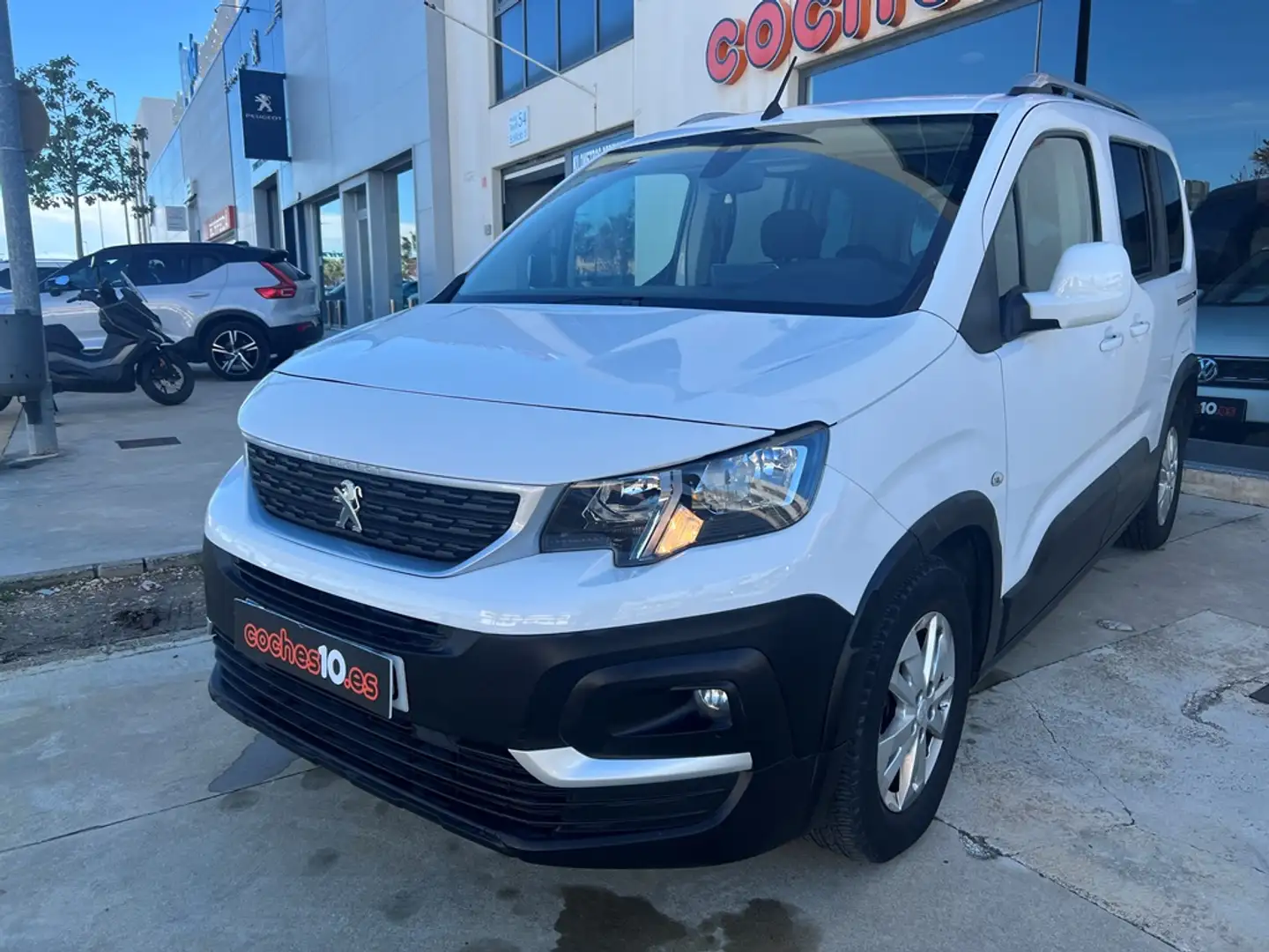 Peugeot Rifter 1.5BlueHDi S&S Standard Active NAV+ 130 Weiß - 2