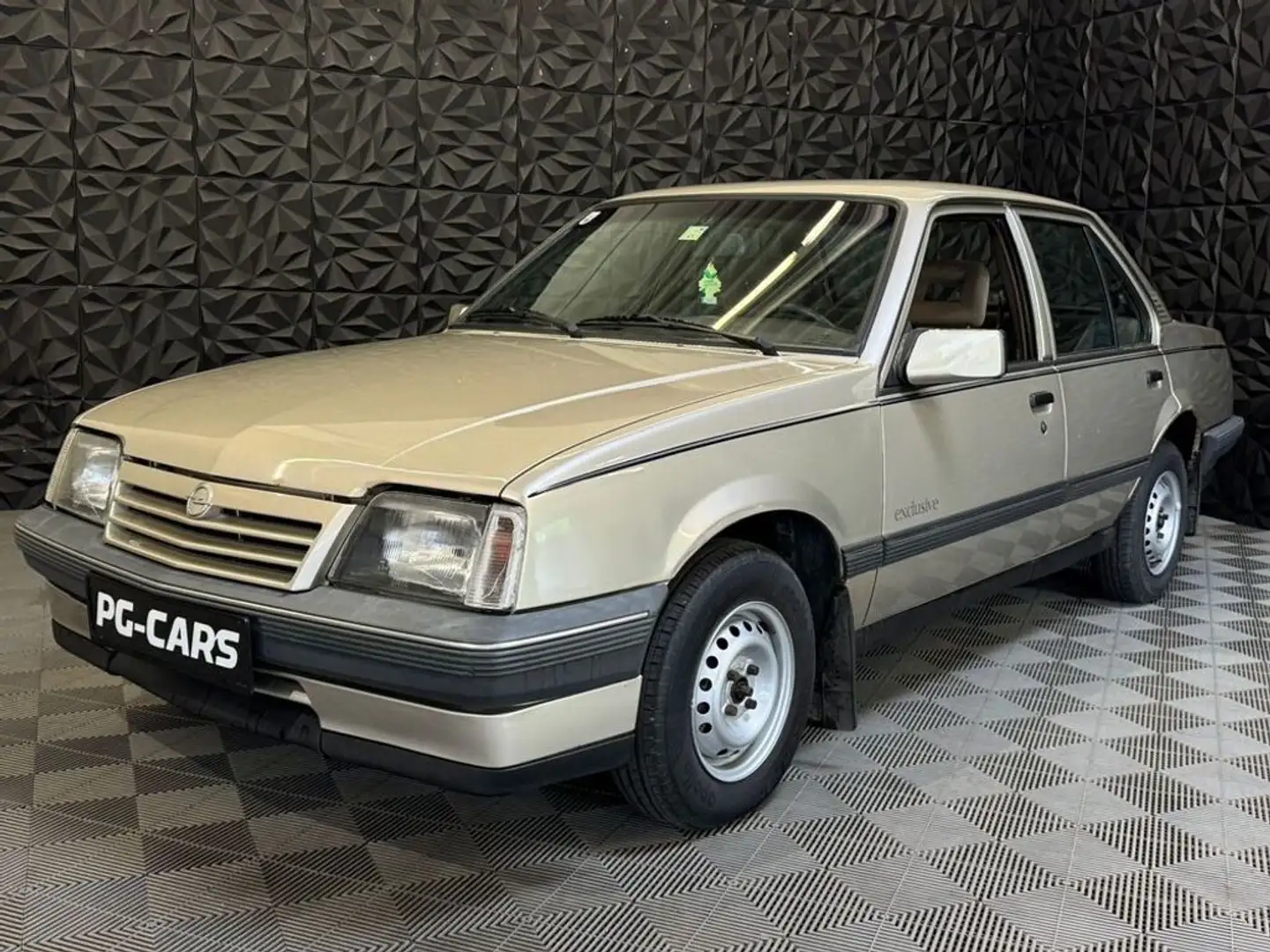 Opel Ascona 1.6 Diesel Arany - 2