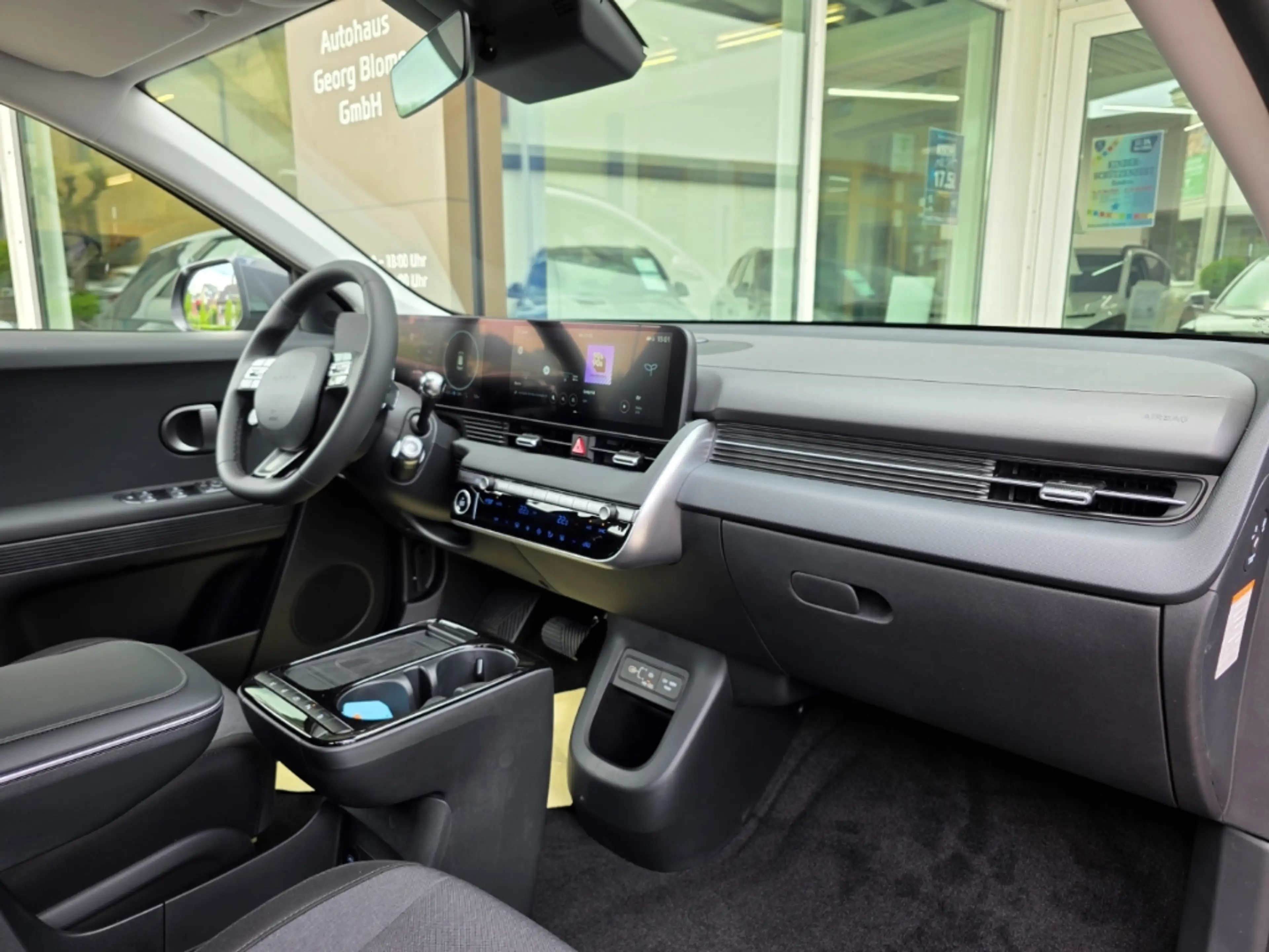 Hyundai IONIQ 5 63 kWh 2WD DYNAMIQ, LED-Paket, Wärmepumpe, Navi, M — photo 13