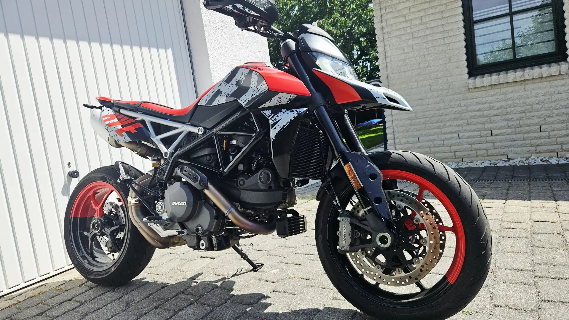 Ducati Hypermotard 950 RVE 2024er ORG QUICKSHIFTER ABS WHEELIE CONTR UVM. Rot - 1