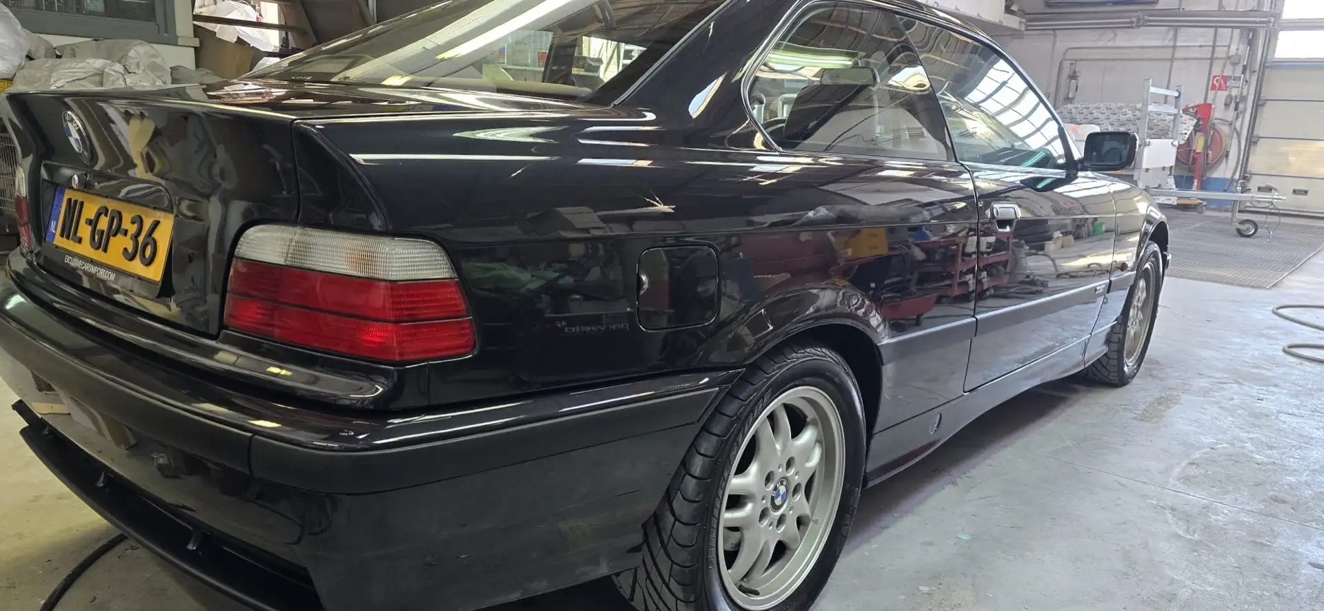 BMW 328 328i - nl auto - coupe - handgeschakeld - 2