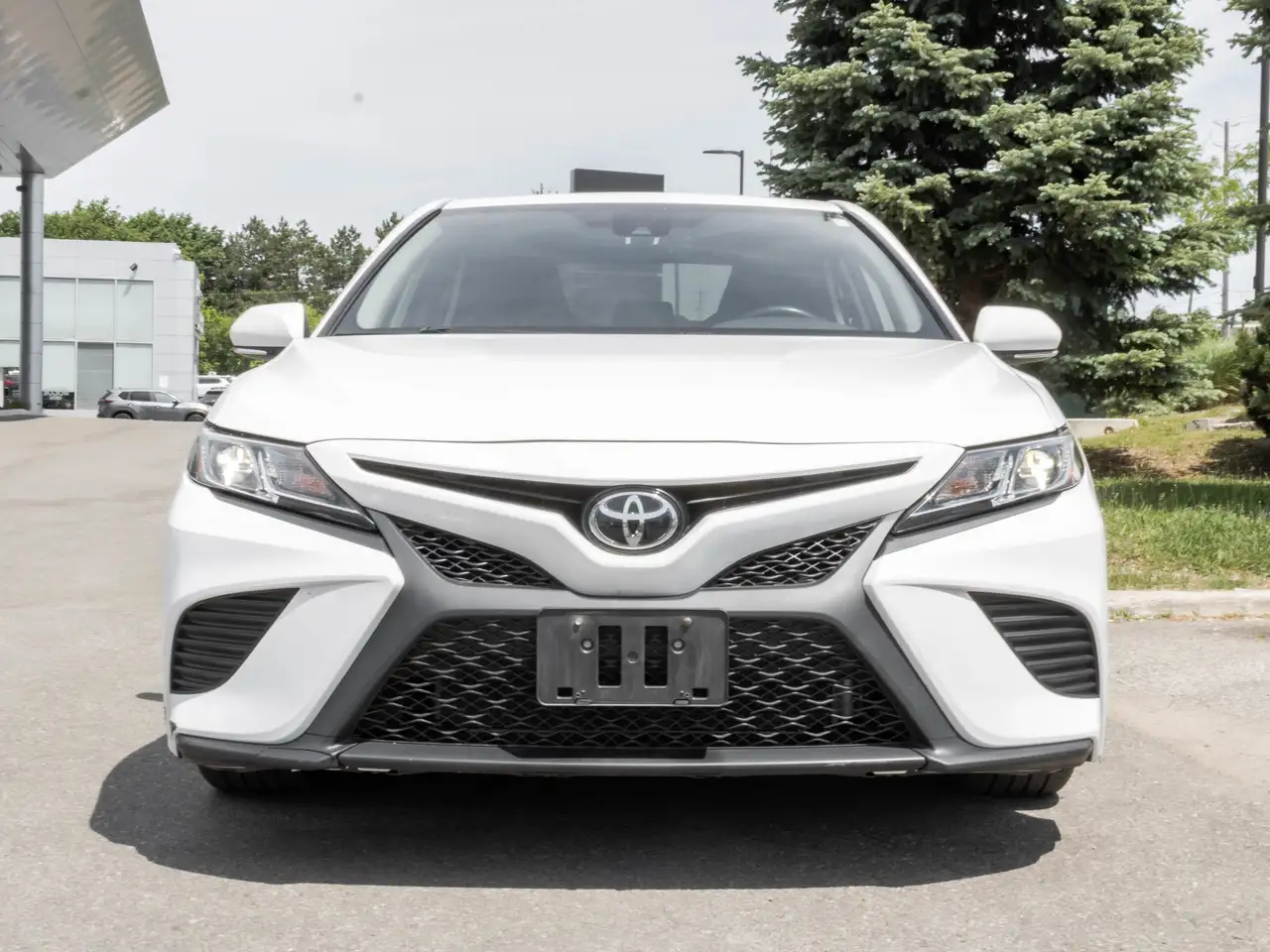 Toyota Camry снимка Toyota Camry