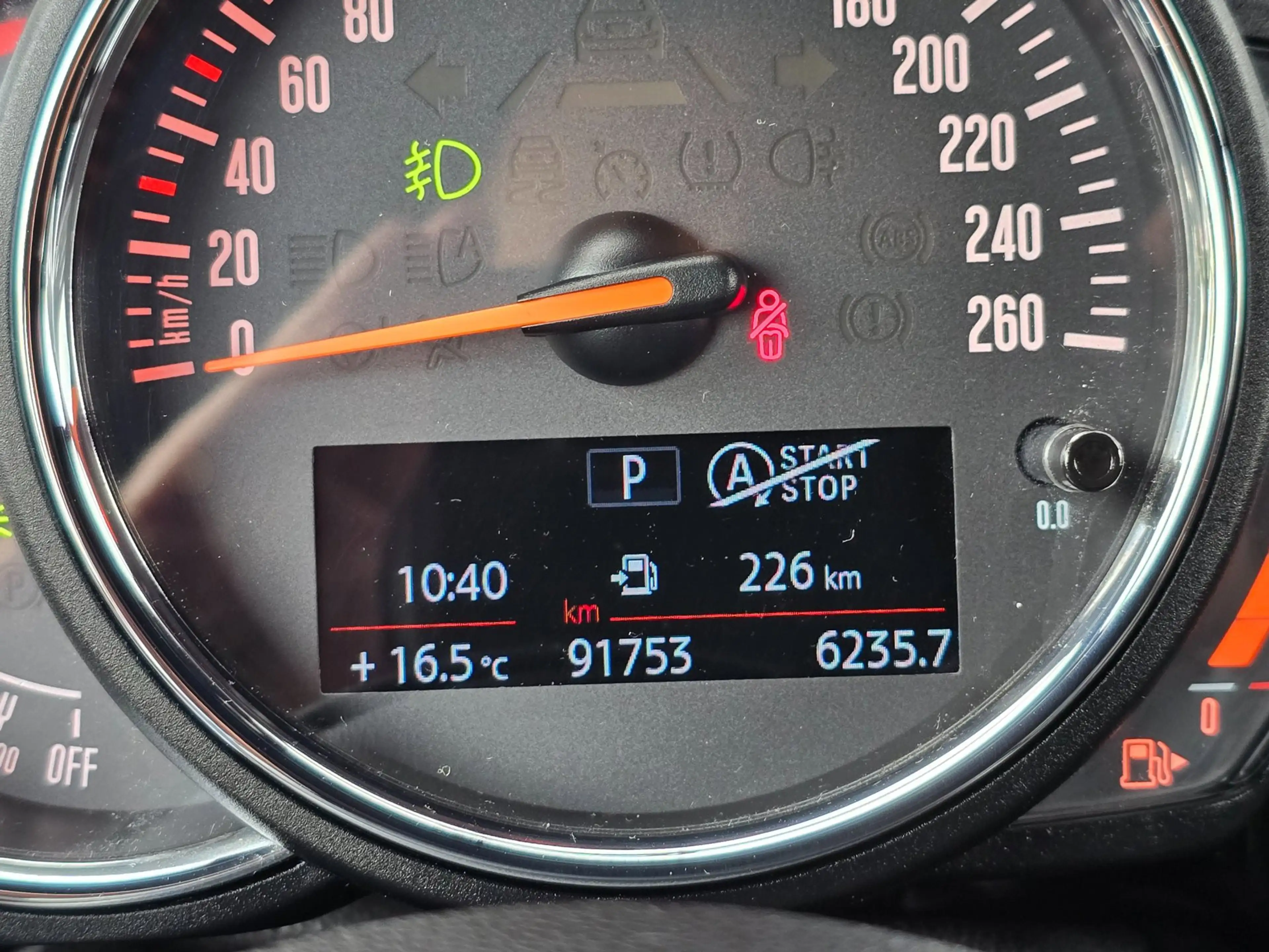 MINI Cooper S 5-Deurs 2.0 Chili Serious Business / AUT / 5 Deurs — photo 6