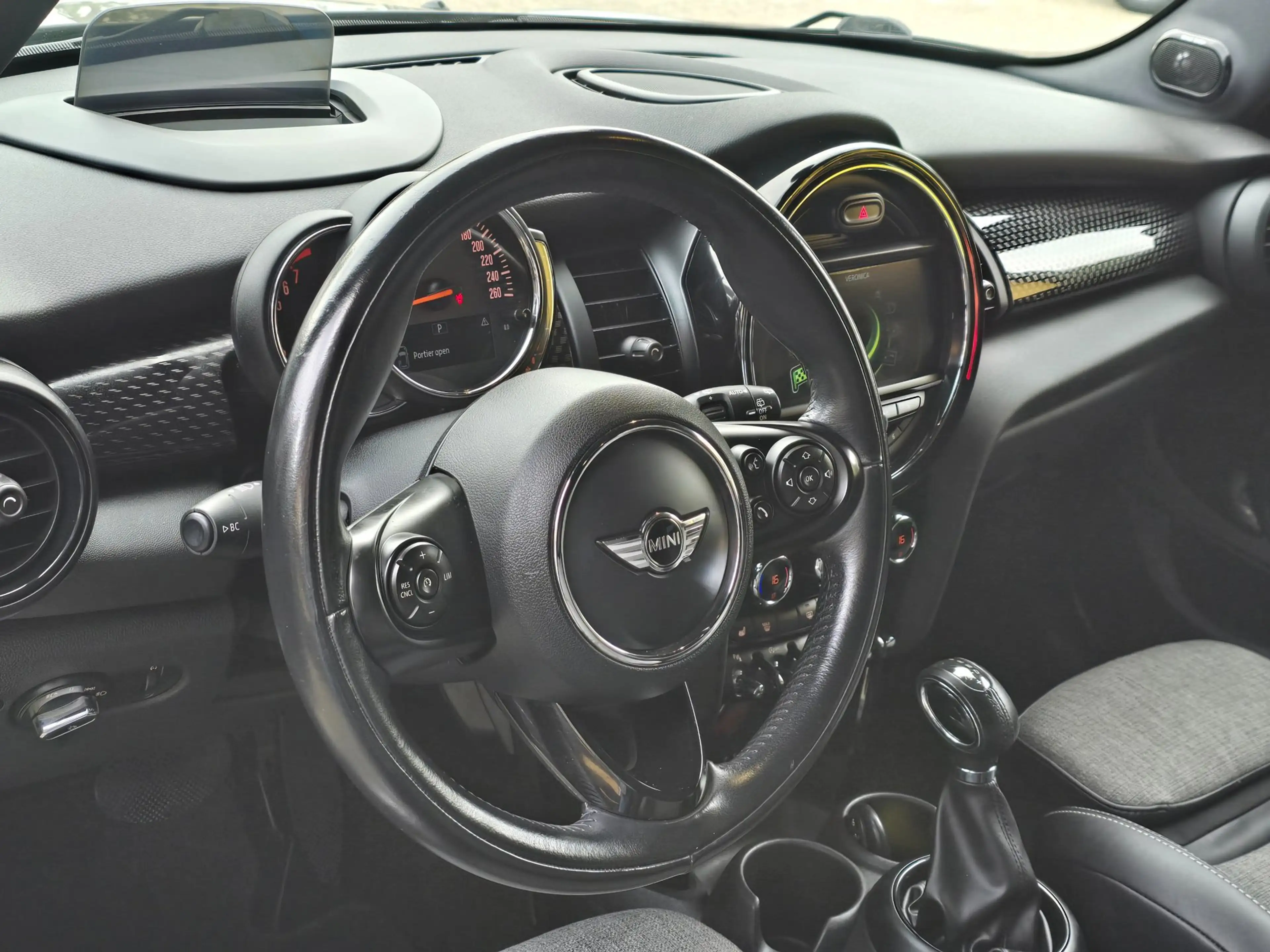 MINI Cooper S 5-Deurs 2.0 Chili Serious Business / AUT / 5 Deurs — photo 15